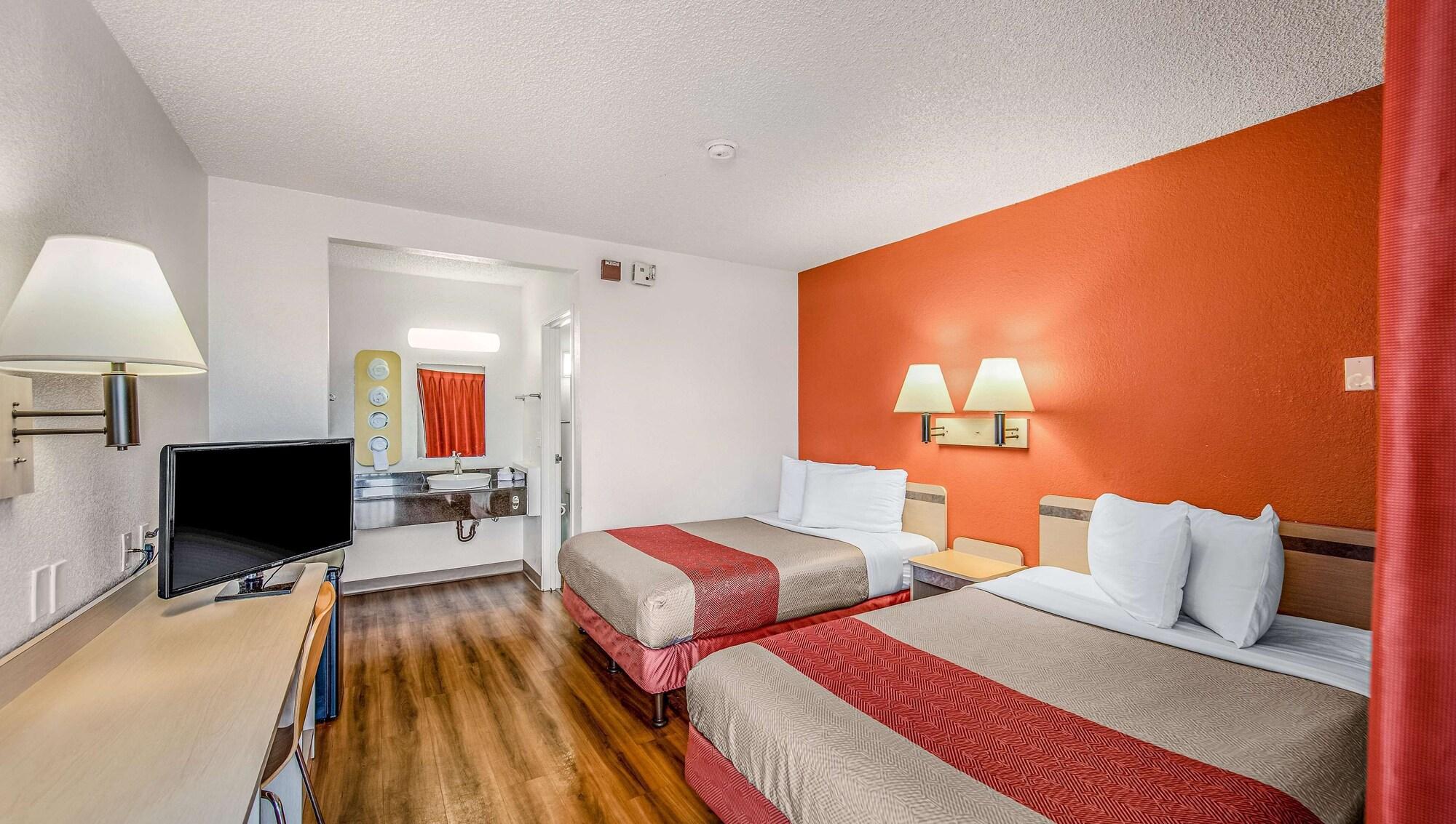 Motel 6-Eureka, Ca Redwood Coast Ngoại thất bức ảnh