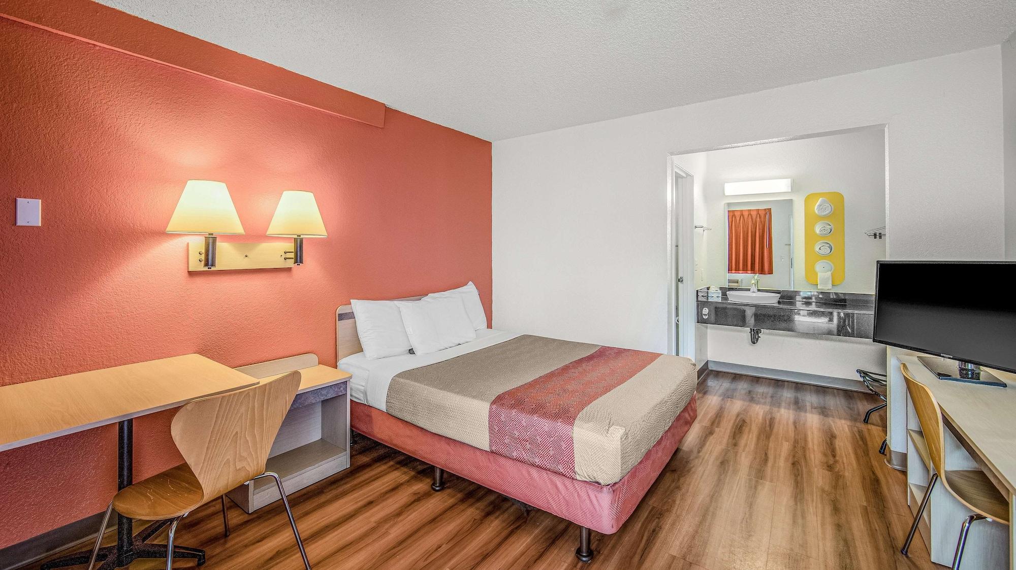 Motel 6-Eureka, Ca Redwood Coast Ngoại thất bức ảnh