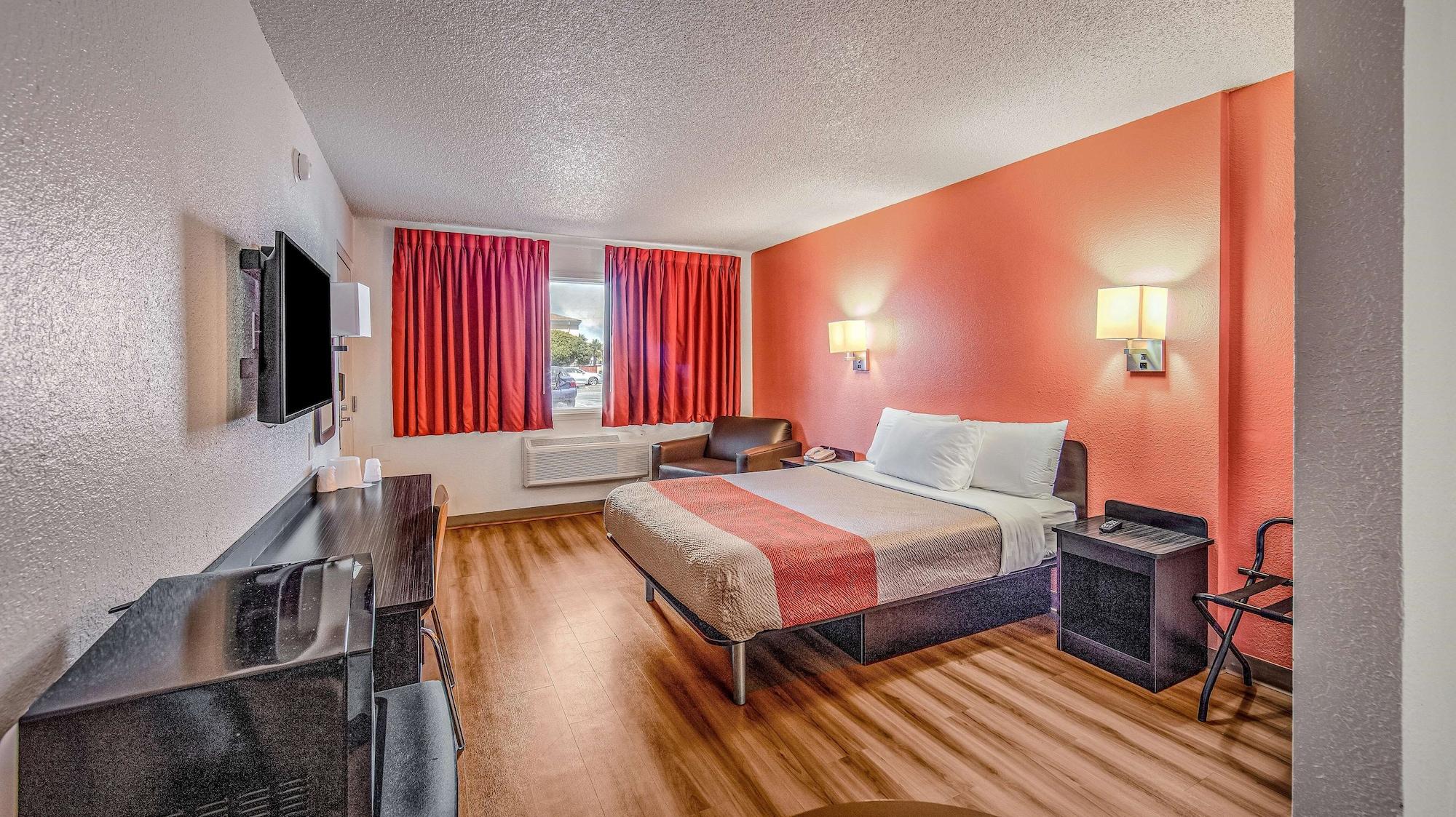 Motel 6-Eureka, Ca Redwood Coast Ngoại thất bức ảnh