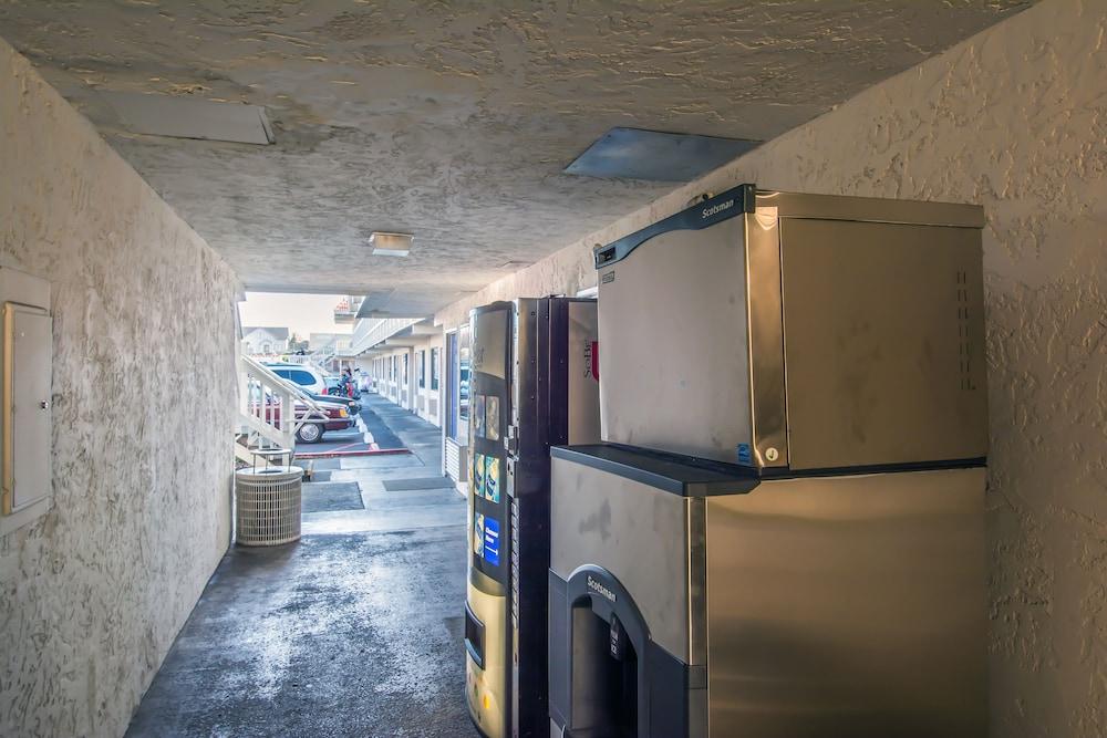 Motel 6-Eureka, Ca Redwood Coast Ngoại thất bức ảnh